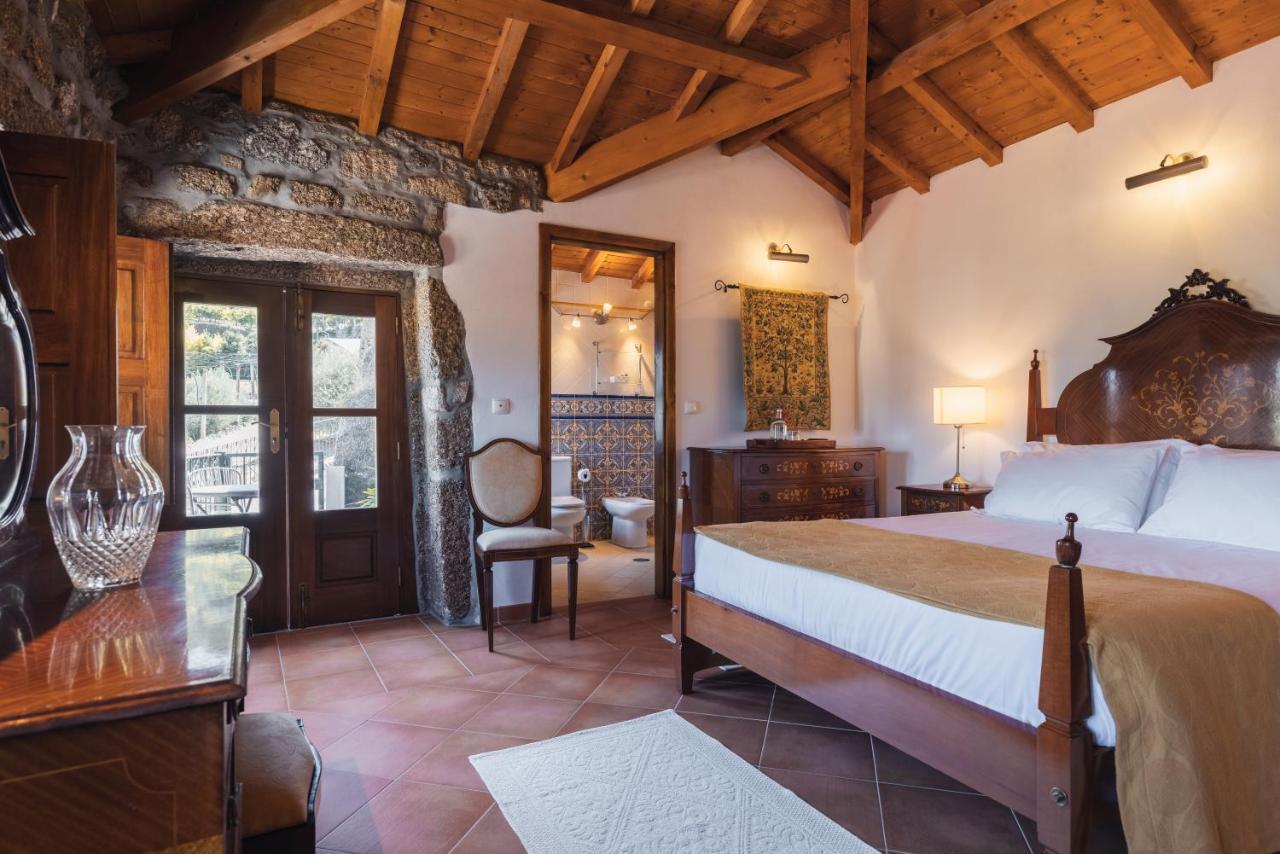 Quinta Do Outeiro Guest House เรเซนด์ ภายนอก รูปภาพ