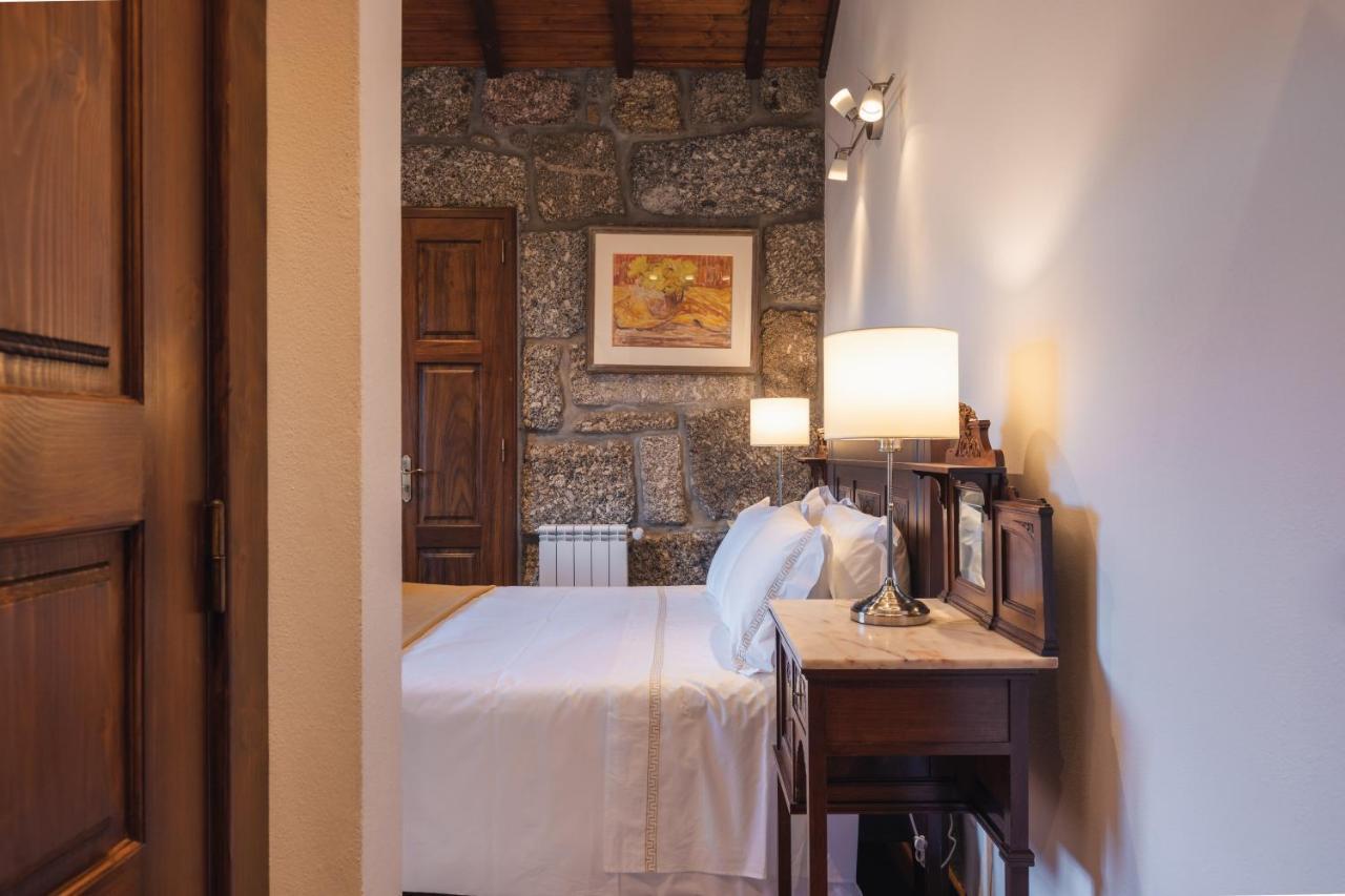 Quinta Do Outeiro Guest House เรเซนด์ ภายนอก รูปภาพ
