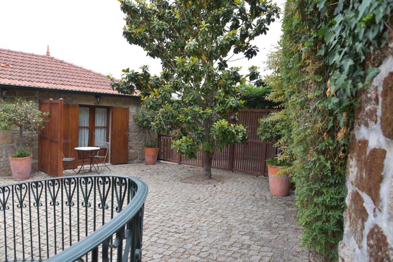 Quinta Do Outeiro Guest House เรเซนด์ ภายนอก รูปภาพ